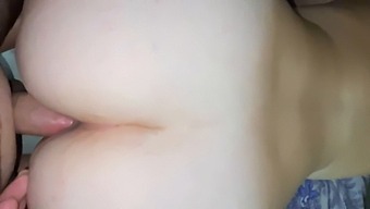 Stedsøster Får Creampie I Sin Vagina