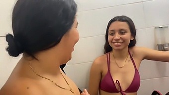 Vídeo Lésbico Caseiro De Nós Beijando E Lambendo Antes De Ir Para A Piscina